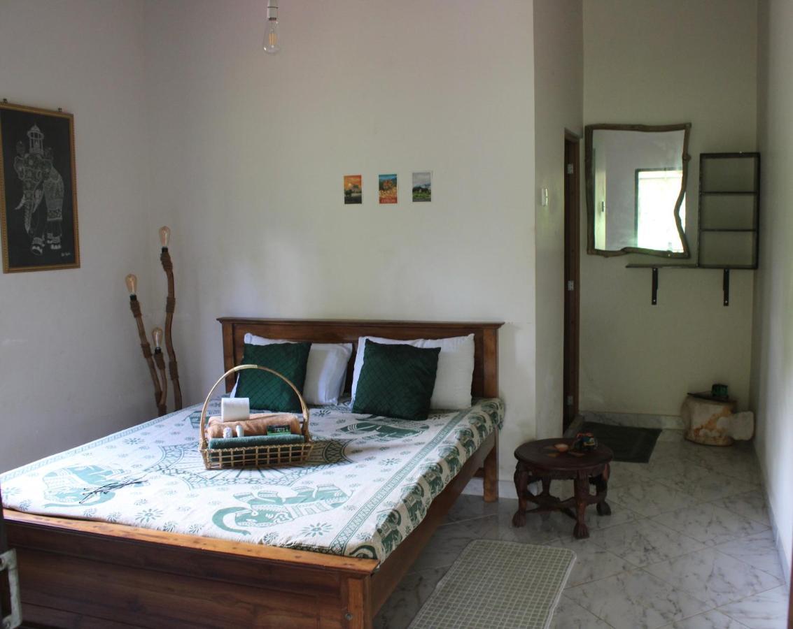 The Escape With Jadeon Hotel Unawatuna Buitenkant foto