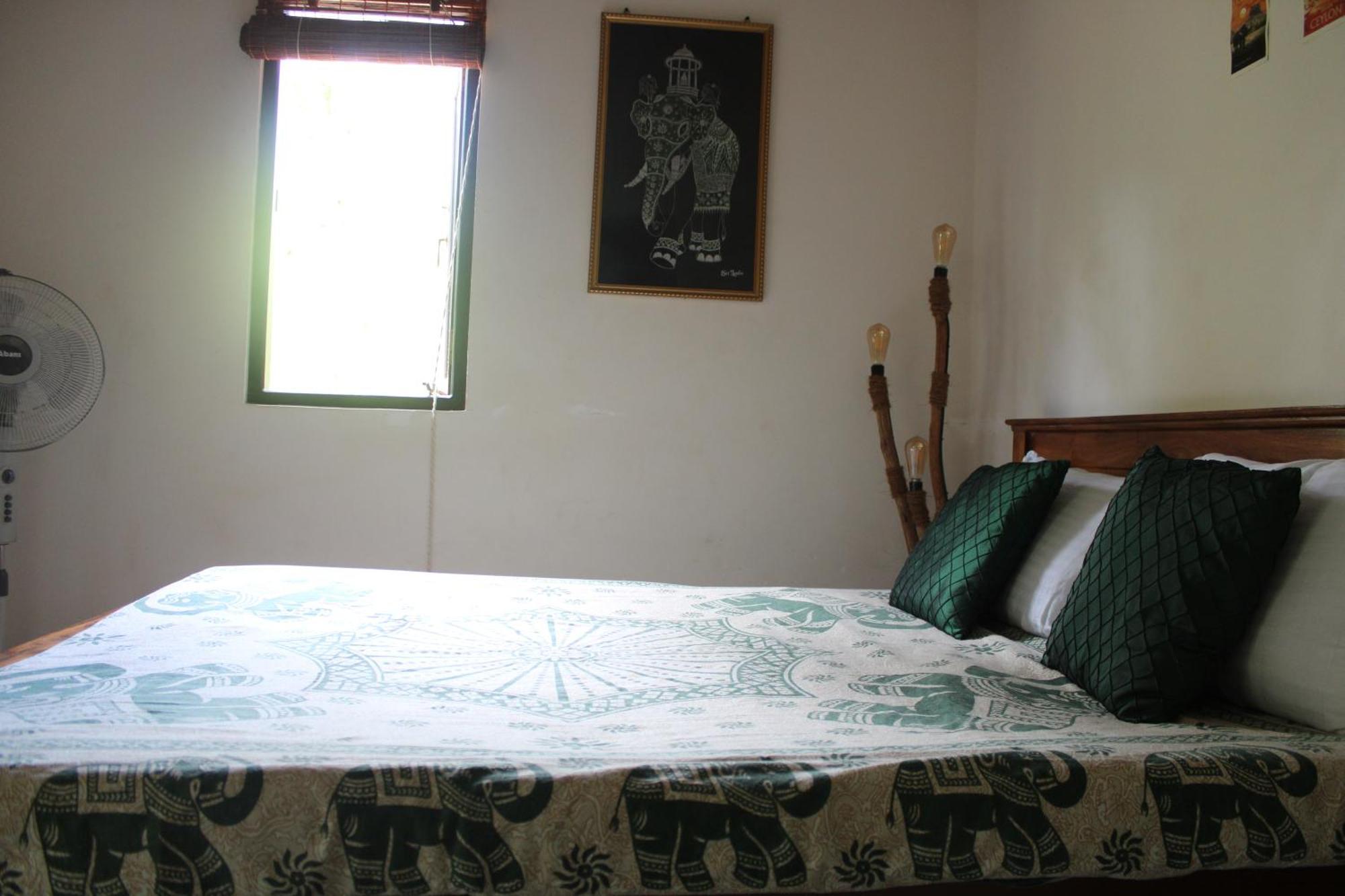 The Escape With Jadeon Hotel Unawatuna Kamer foto